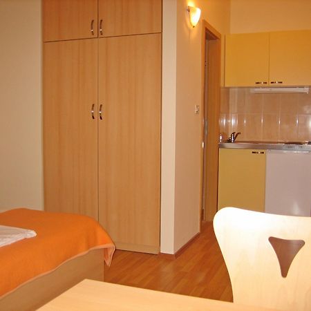 Mladen Otel Omiš Dış mekan fotoğraf